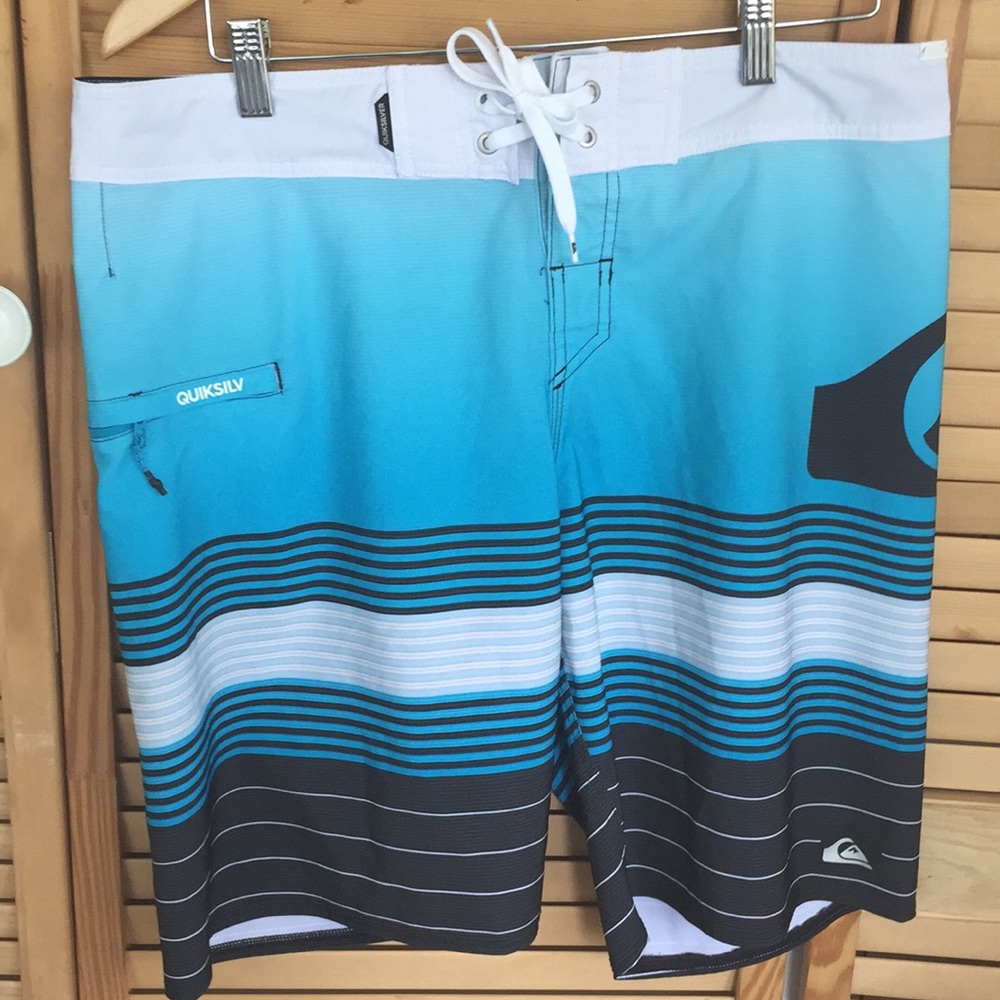 Quick Silver board shorts